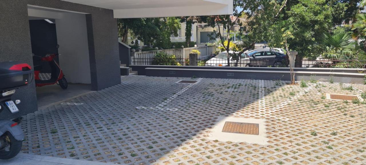 Free Parking Marli 4 - Room With Private Entrance - Dubrovnik Kültér fotó